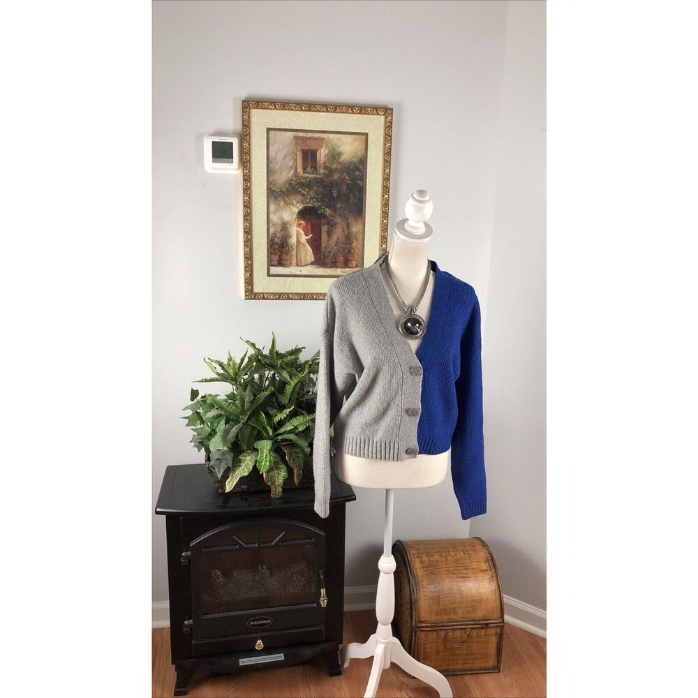 Primark Caress Women Two Toned Slouchy Sweater Cardigan XS Long Sleeve 3 Button